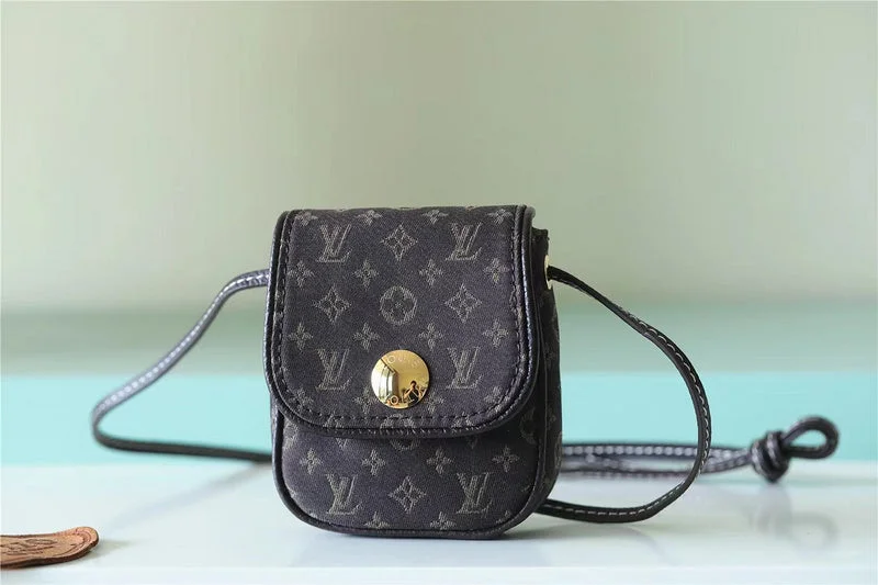 Ladies Louis Vuitton handbags with a detachable coin purse insideBC - LOUIS VUITTON BAGS - 6207