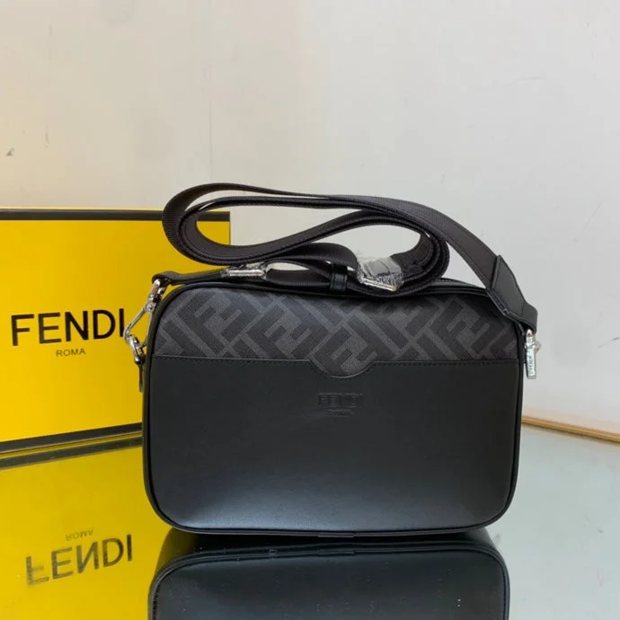 Fendi Sunshine Shopper bags with a structured silhouette and a magnetic - snap closureFendi Luxury Bag - FED - 119