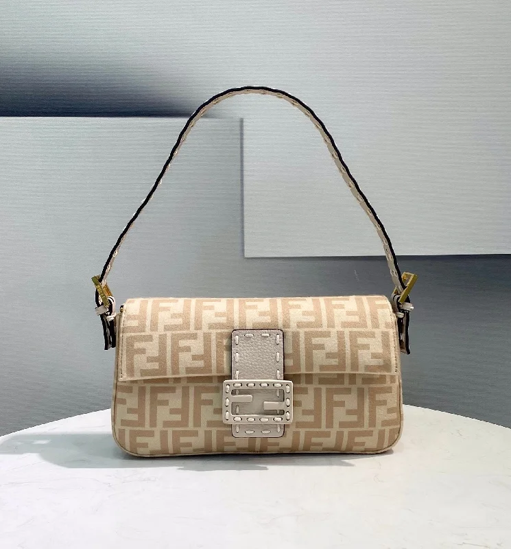 Fendi crossbody bags with a detachable fanny pack strap for a trendy and practical optionFendi Baguette 1997 Wool Bag Beige Shoulder Bags