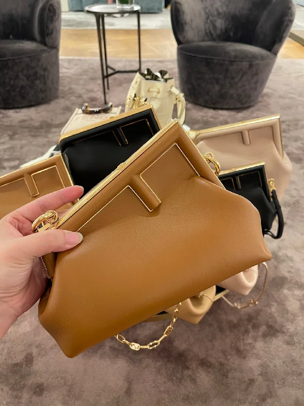 Fendi handbags with a metal - framed clasp for durability and a stylish lookFendi Luxury Bag - FED - 364