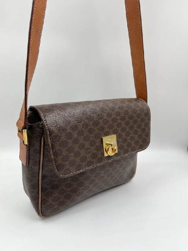 Quilted Celine Bags for a Luxurious AestheticVintage Celine Triomphe Crossbody Bag