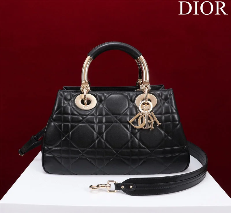 Christian Dior bags with a quilted pattern and gold - toned hardwareDior Bag