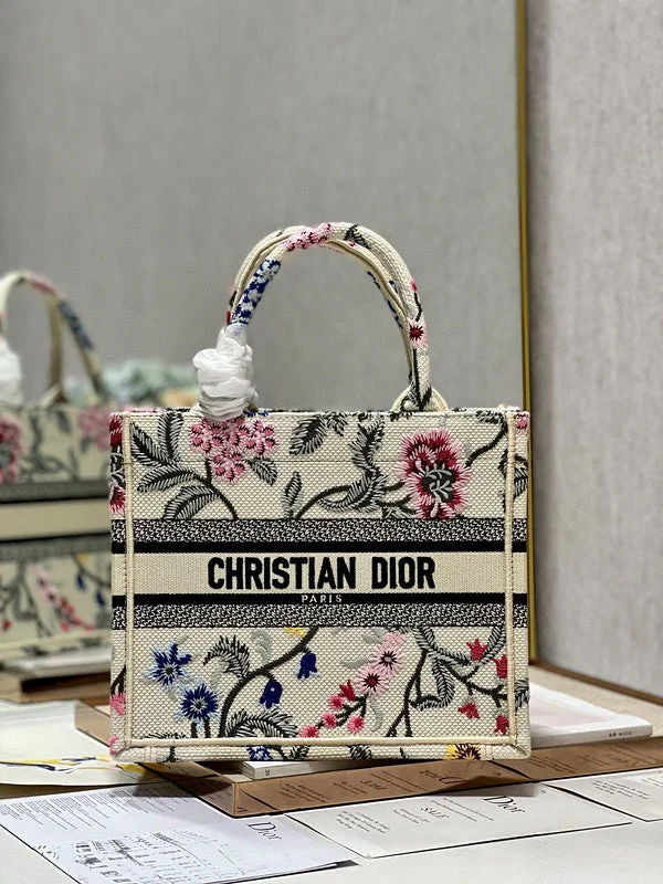 Christian Dior tote bags with a printed Dior logo on the frontmakbags - Dior Bags - 226