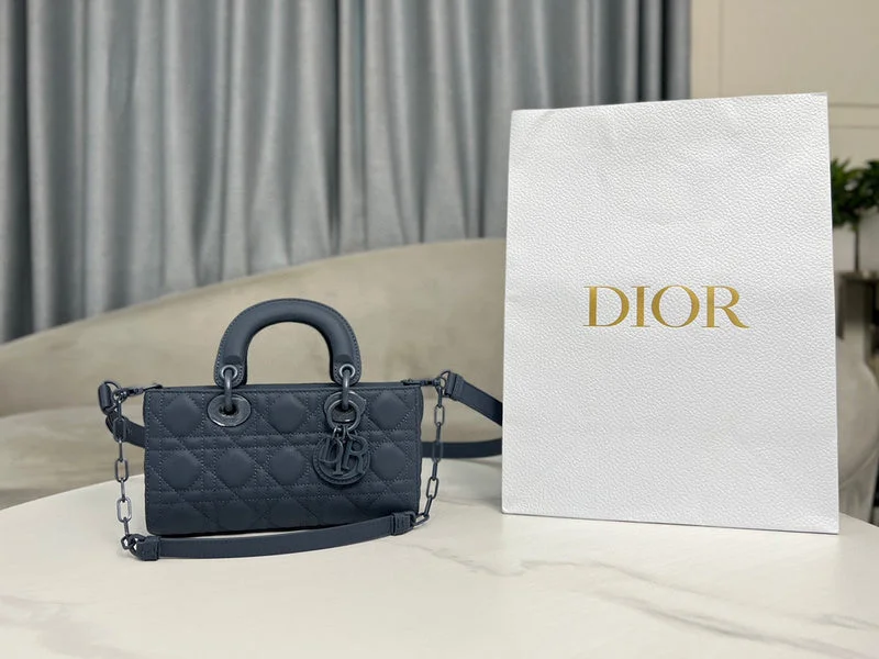 Christian Dior tote bags with a printed Dior logo on the frontmakbags - Dior Bags - 289