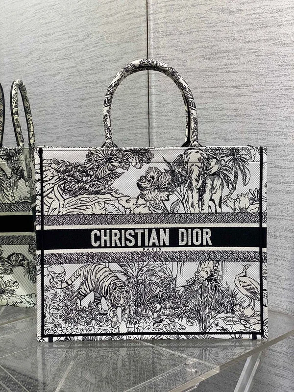 Christian Dior bags with a quilted pattern and gold - toned hardwaremakbags - Dior Bags - 413